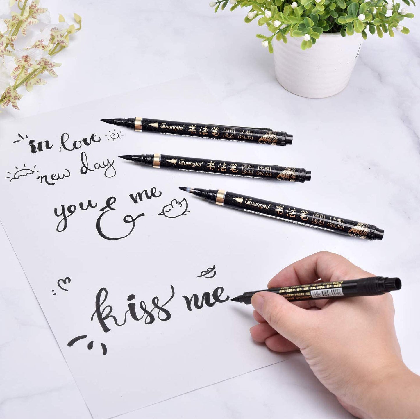 Calligraphy Pens - 6pcs Calligraphy Set for Beginners Refillable Black Brush Marker Pens,Hand Lettering Pens for Writing, Signature, Illustration, Design and Drawing, 4 Sizes