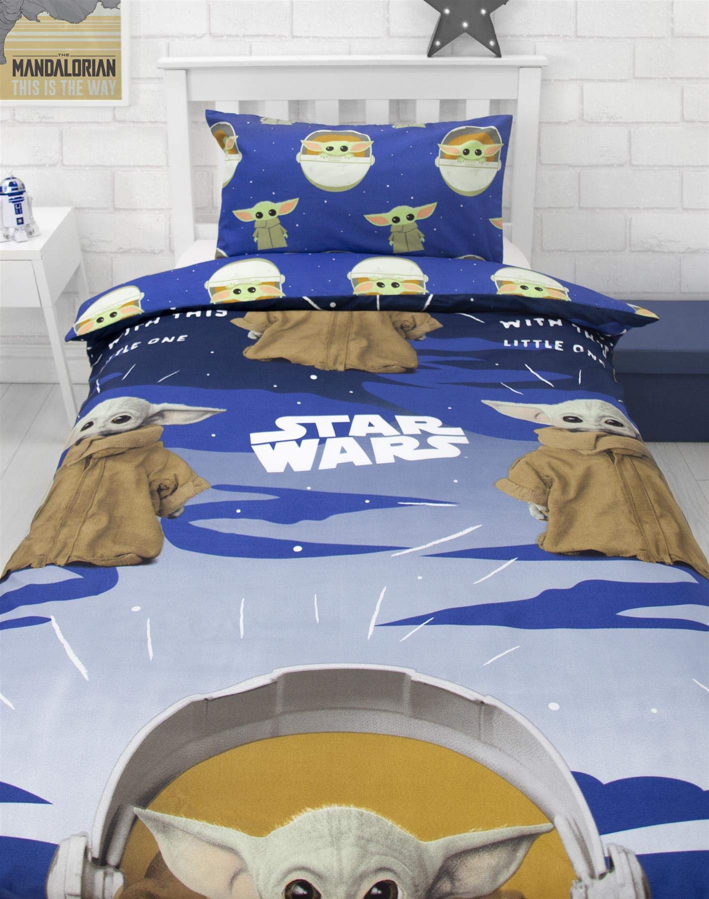 Baby Yoda Single Duvet Cover | Star Wars Mandalorian Night Duvet | Officially Licensed Microfibre Reversible Two Sided Design