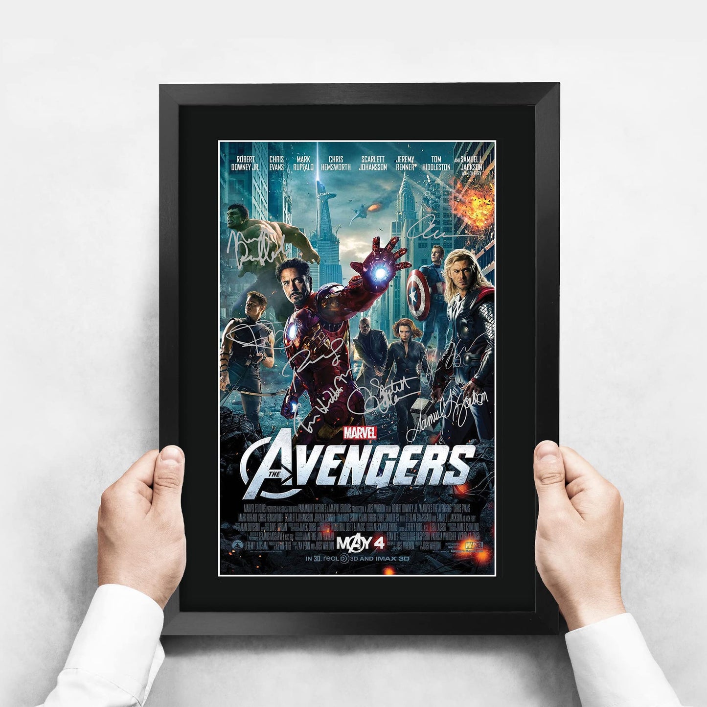 HWC Trading Avengers The Cast Gifts Printed Poster Signed Autograph Picture for Movie Memorabilia Fans - A3 Framed The Avengers