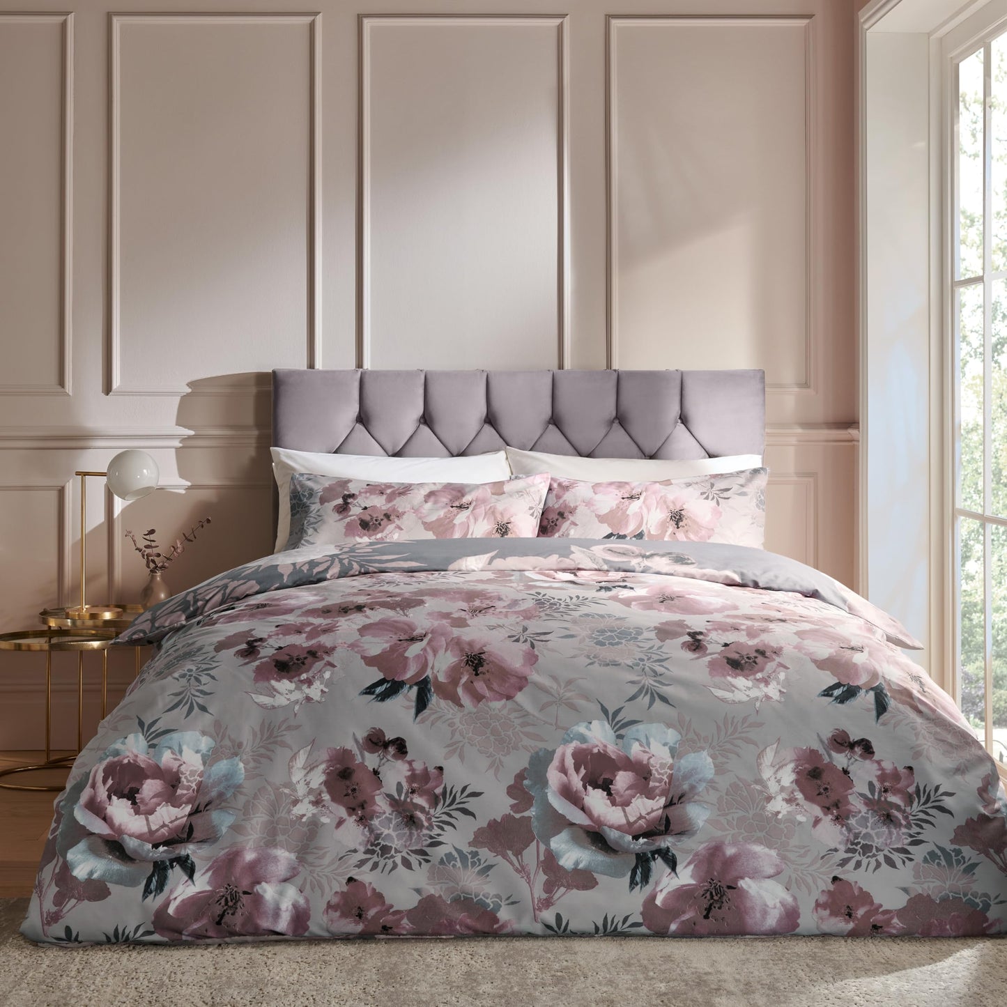 Catherine Lansfield Dramatic Floral Reversible Double Duvet Cover Set with Pillowcases Grey Double Duvet Set