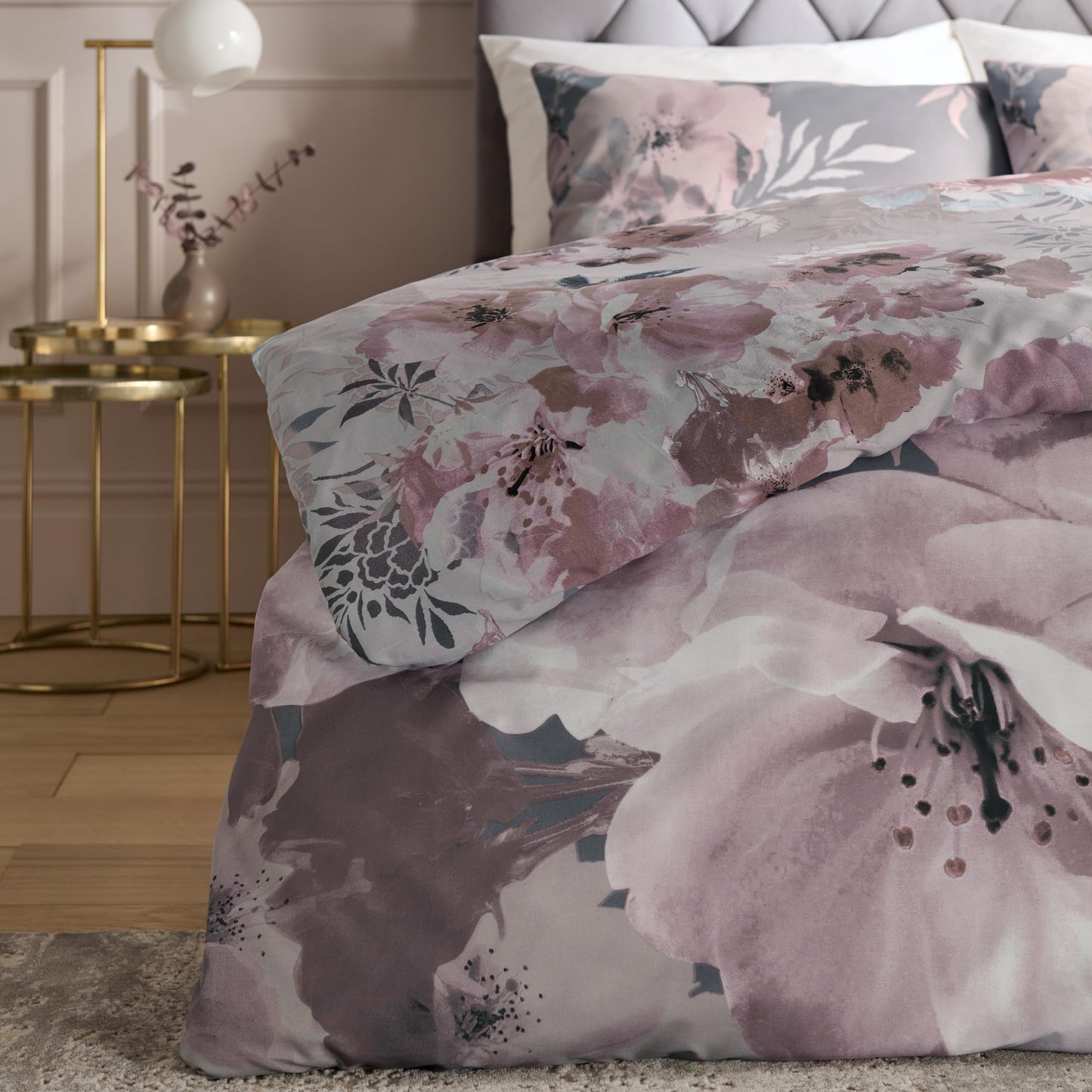 Catherine Lansfield Dramatic Floral Reversible Double Duvet Cover Set with Pillowcases Grey Double Duvet Set