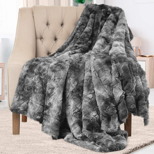 Everlasting Comfort Faux Fur Throw Blanket - Double Sided, Soft, Warm, Cozy, Luxury, Fluffy Blankets for Couch and Bed - Grey Throws for Sofa Large (165x127cm) Gray (Faux Fur) 50"x65" (Faux Fur)